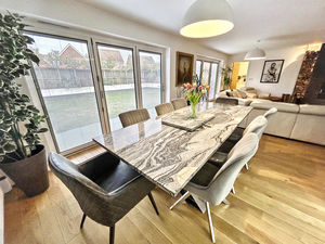 Dining area- click for photo gallery